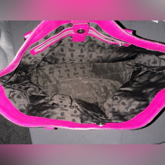 Gucci Fuchsia GG Neoprene and Leather Techno Tote! Authentic! - Picture 2 of 5